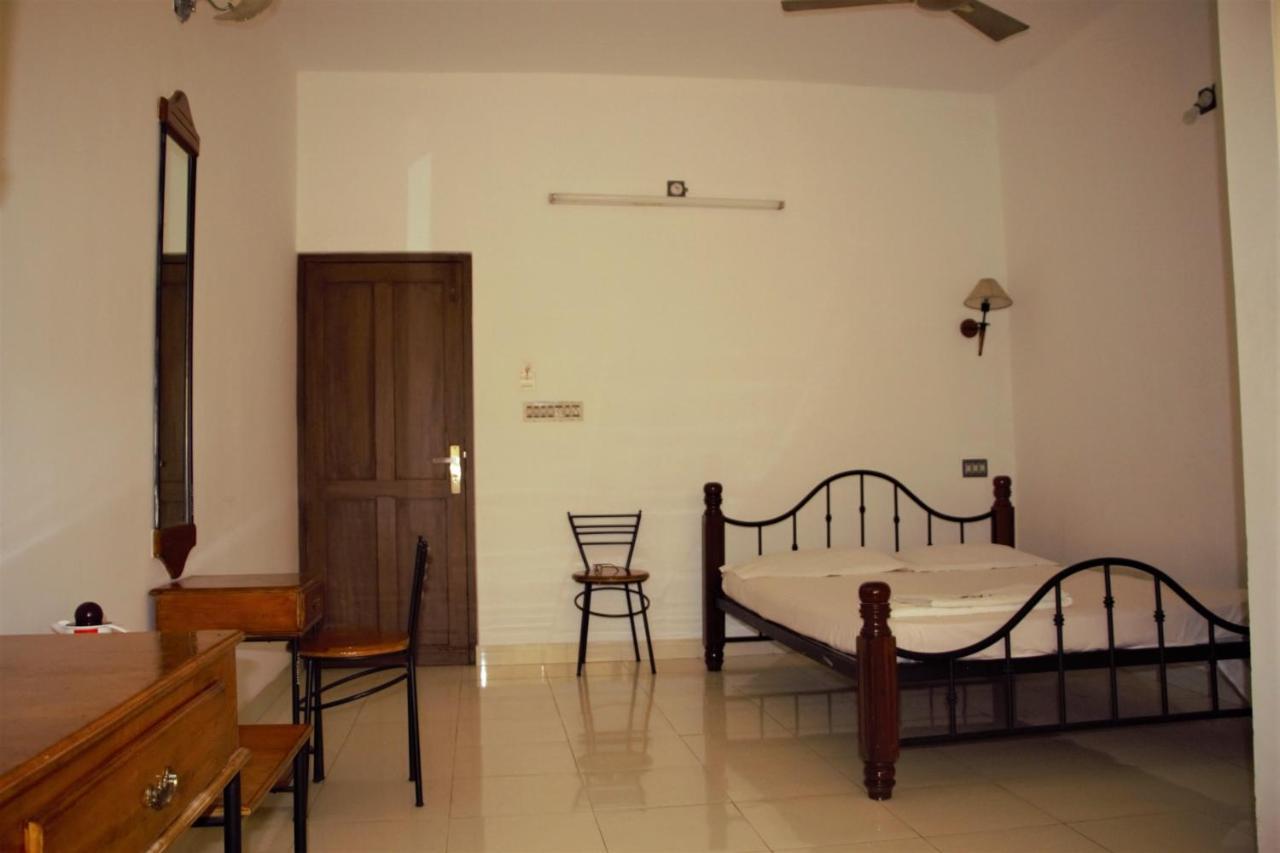 East Coast Hotel Thiruvananthapuram Exterior foto